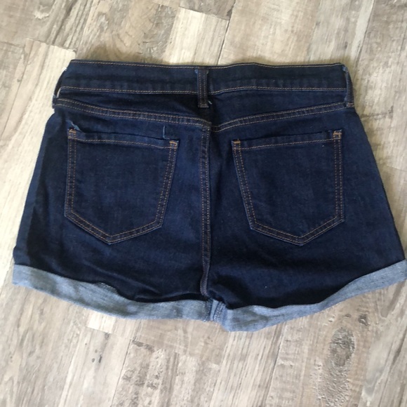 Old Navy Shorts - Picture 2 of 2